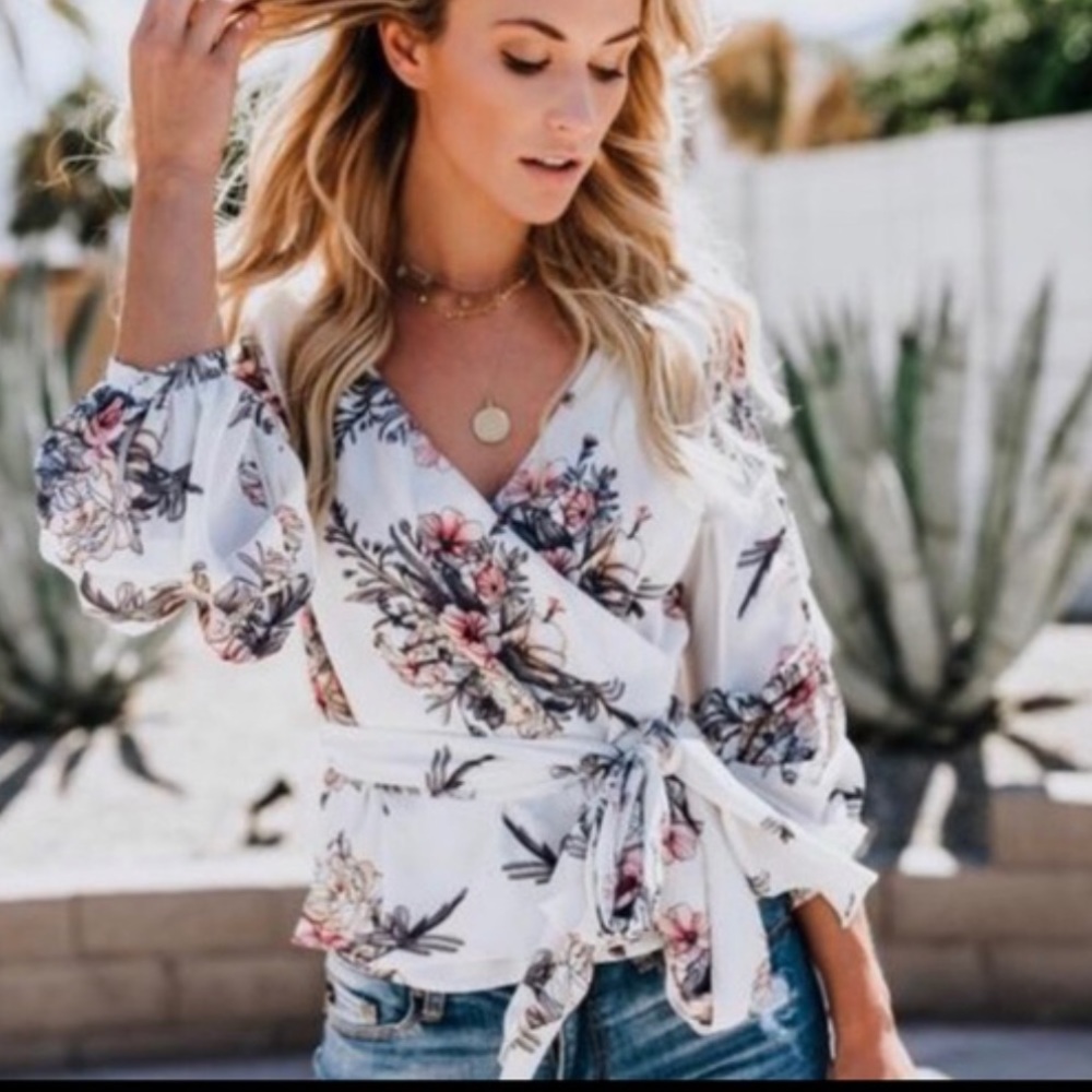 VICI Floral Top